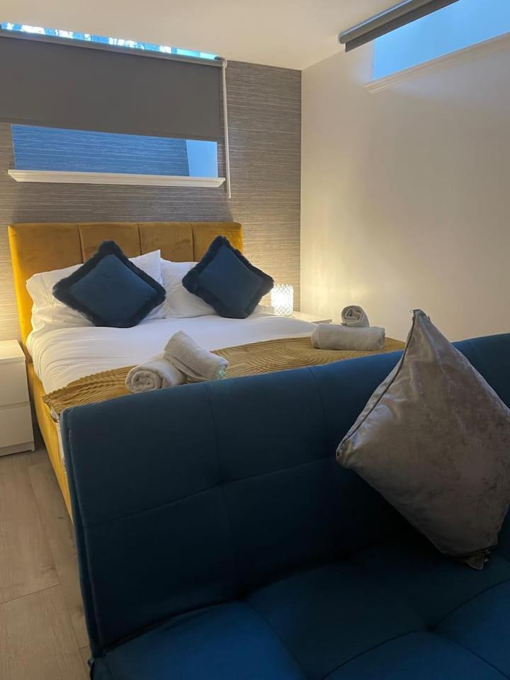 Lovely 3 Bedroom Apartment With Private Garden In Edinburgh City Centre Dış mekan fotoğraf