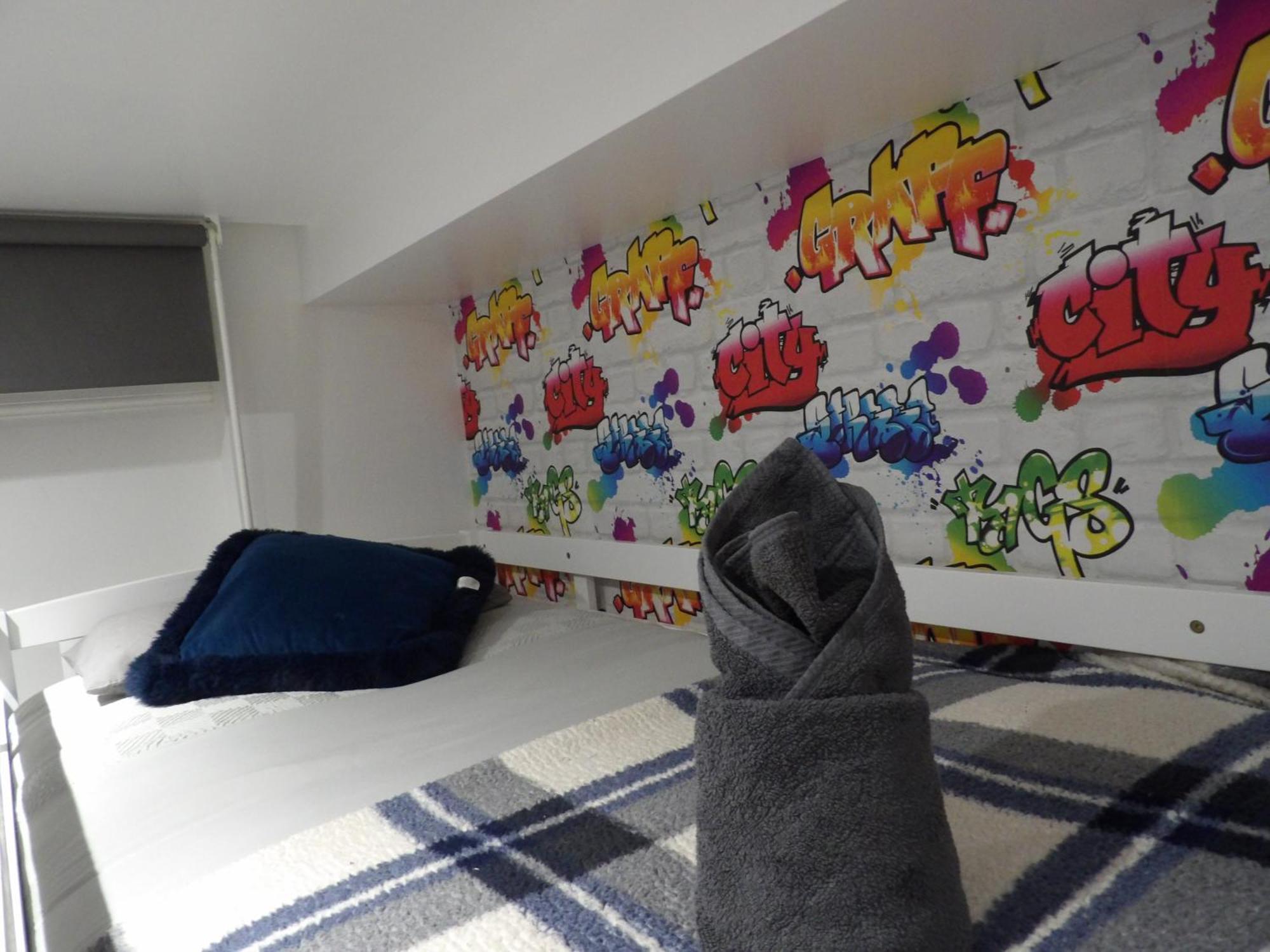 Lovely 3 Bedroom Apartment With Private Garden In Edinburgh City Centre Dış mekan fotoğraf