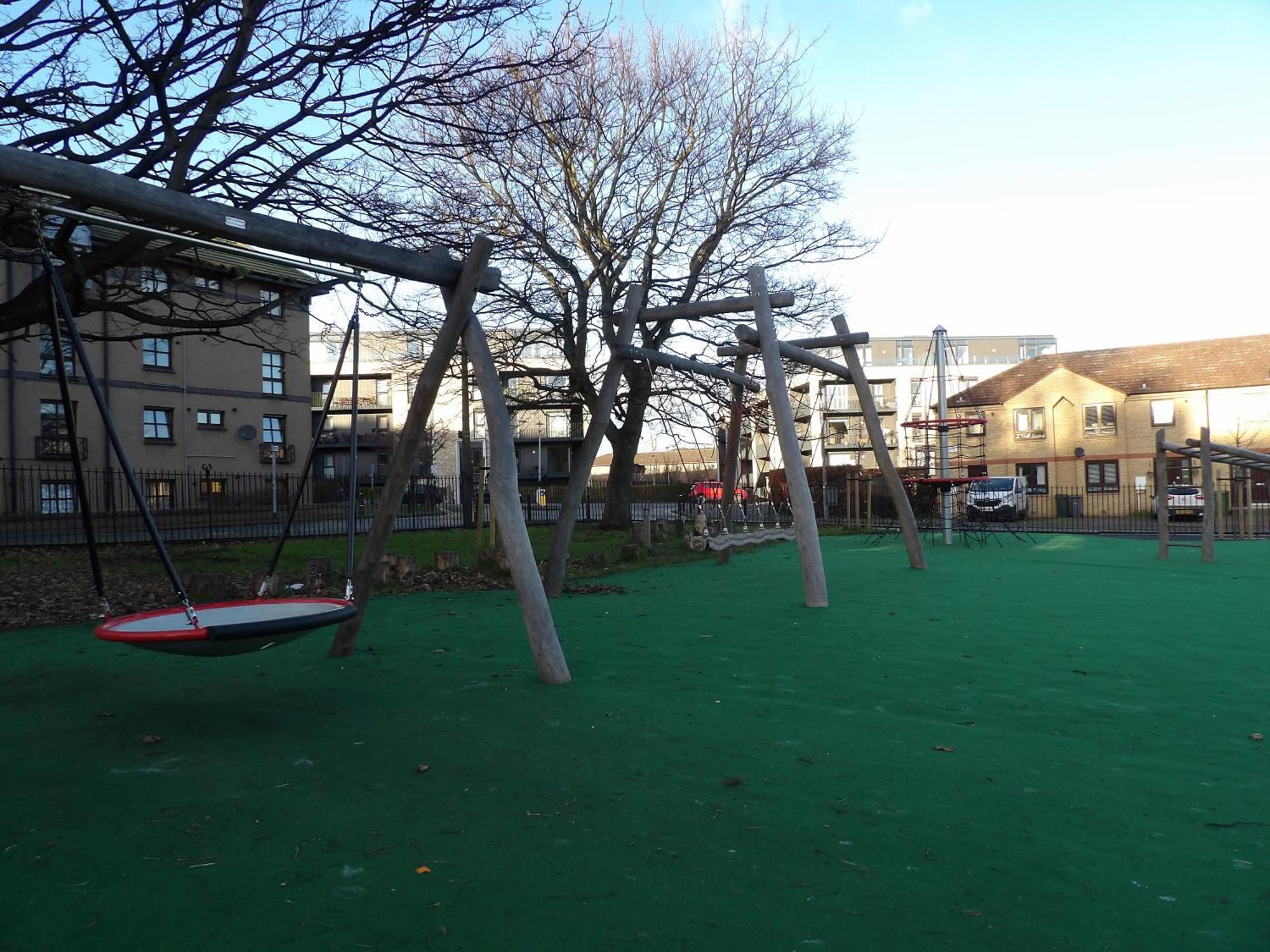Lovely 3 Bedroom Apartment With Private Garden In Edinburgh City Centre Dış mekan fotoğraf