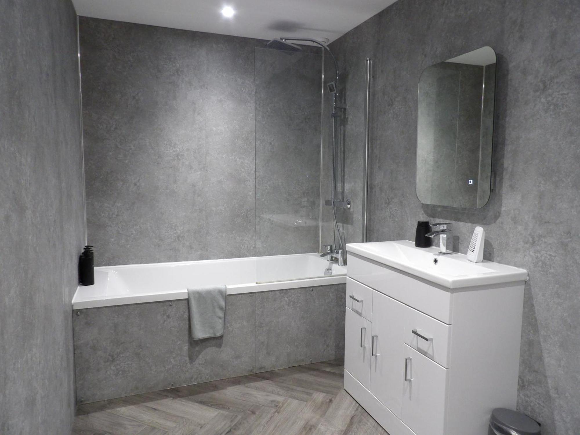Lovely 3 Bedroom Apartment With Private Garden In Edinburgh City Centre Dış mekan fotoğraf